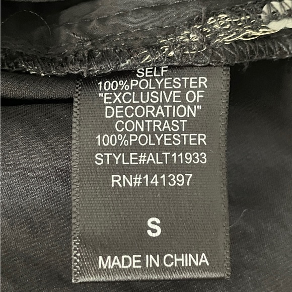 ASTR Revolve Metallic Sequin Spaghetti Straps Camisole Tank Top Size Small - Picture 7 of 8